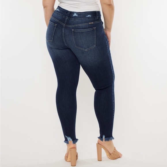NWT Kancan PLUS + REG Size Ariana Dark Wash High Rise Raw Hem Skinny Jeans - Picture 5 of 14